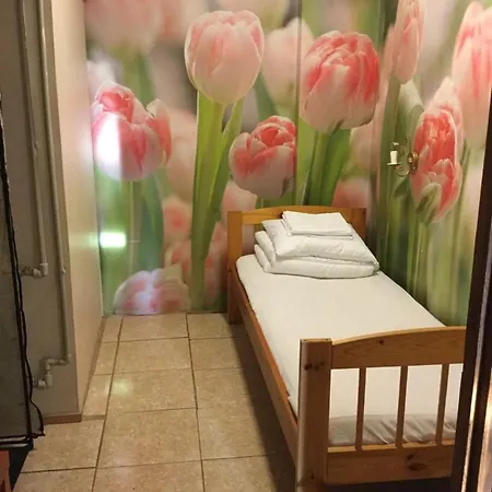 호스텔 Harbour Travelers Service Centre - Tourists Only *