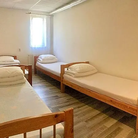 Hostel Harbour *