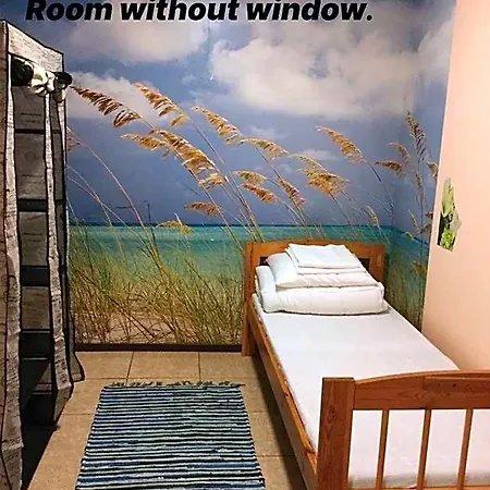 Harbour Hostel
