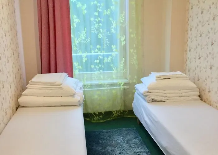 Harbour Travelers Service Centre - Tourists Only טאלין